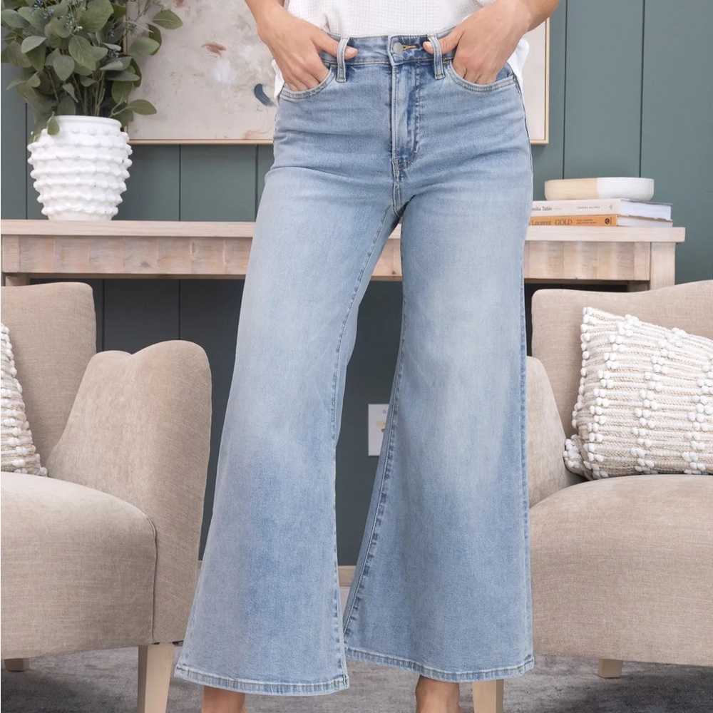 Mica High Rise Super Wide Leg Palazzo Crop Jeans Women 29 - Picture 2 of 12